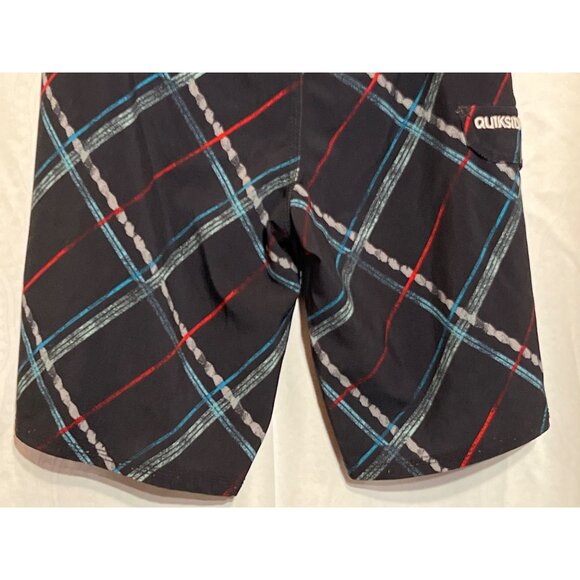 Quiksilver Size 10 Kids Plaid Board Shorts With Pocket & Drawstring Closure - Picture 6 of 12